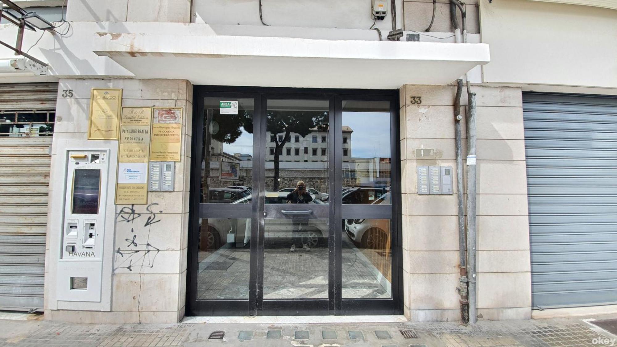 בארי Limited Edition Guesthouse מראה חיצוני תמונה
